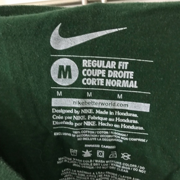 Mens Nike Swoosh Regular Fit T-Shirt Size Medium - Picture 4 of 4